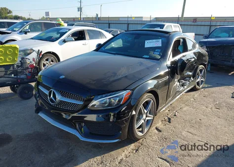 2017 Mercedes-Benz C 300 4Matic из США, поврежденный, VIN WDDWJ4KB7HF438039